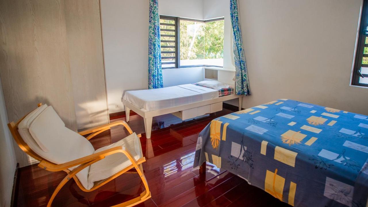 Villa Angelou - Sunlit Beach Getaway With Pool And Wifi Belle Mare Ngoại thất bức ảnh